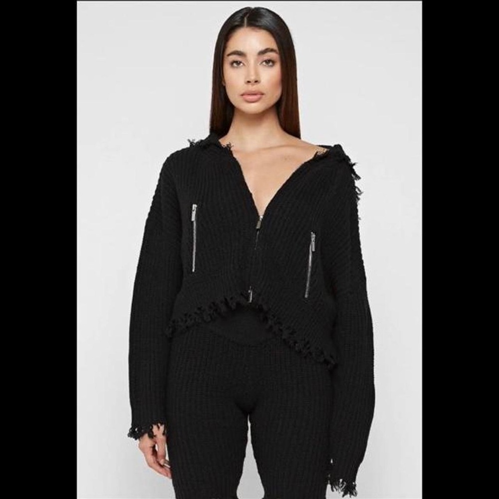 Maniere De Voir Women's Black Hoodie